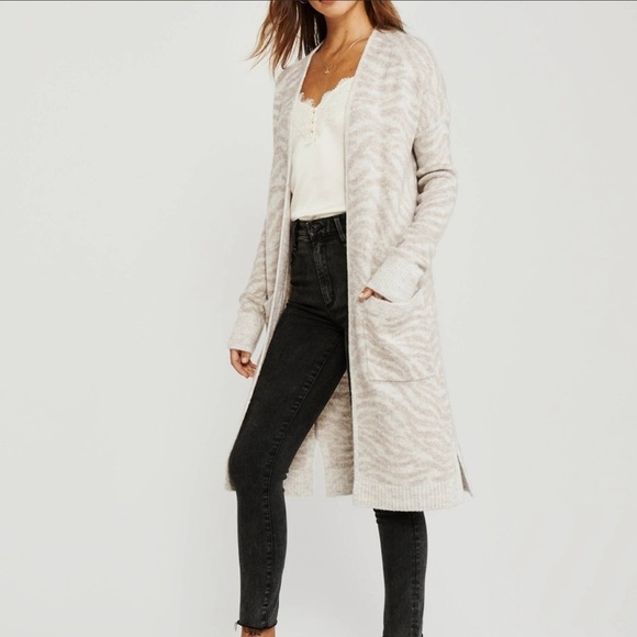 Abercrombie & Fitch Sweaters - Abercrombie long sweater